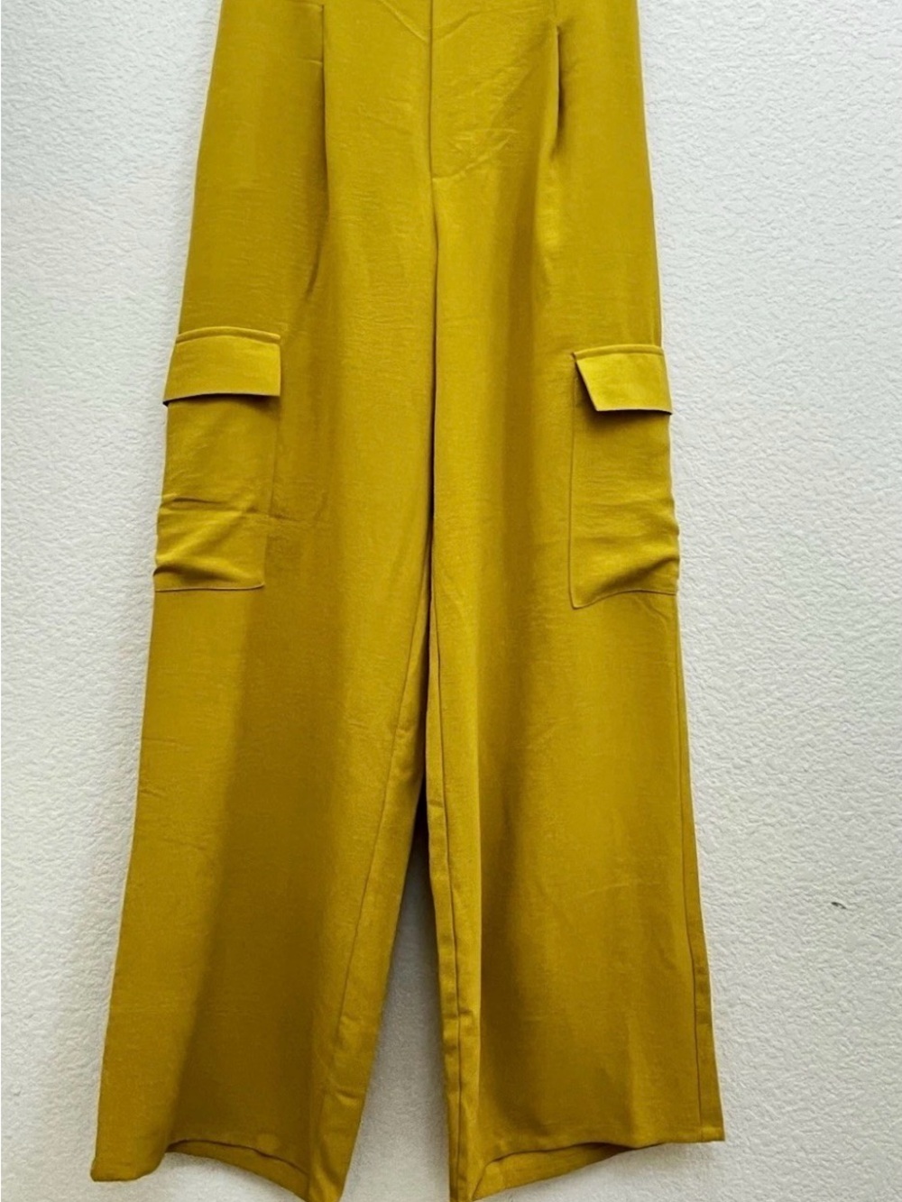Sweet Rain High-Waist Wide-Leg Cargo Pants in Mustard Yellow